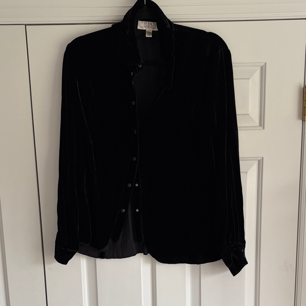 Elegant Black Velvet Blouse